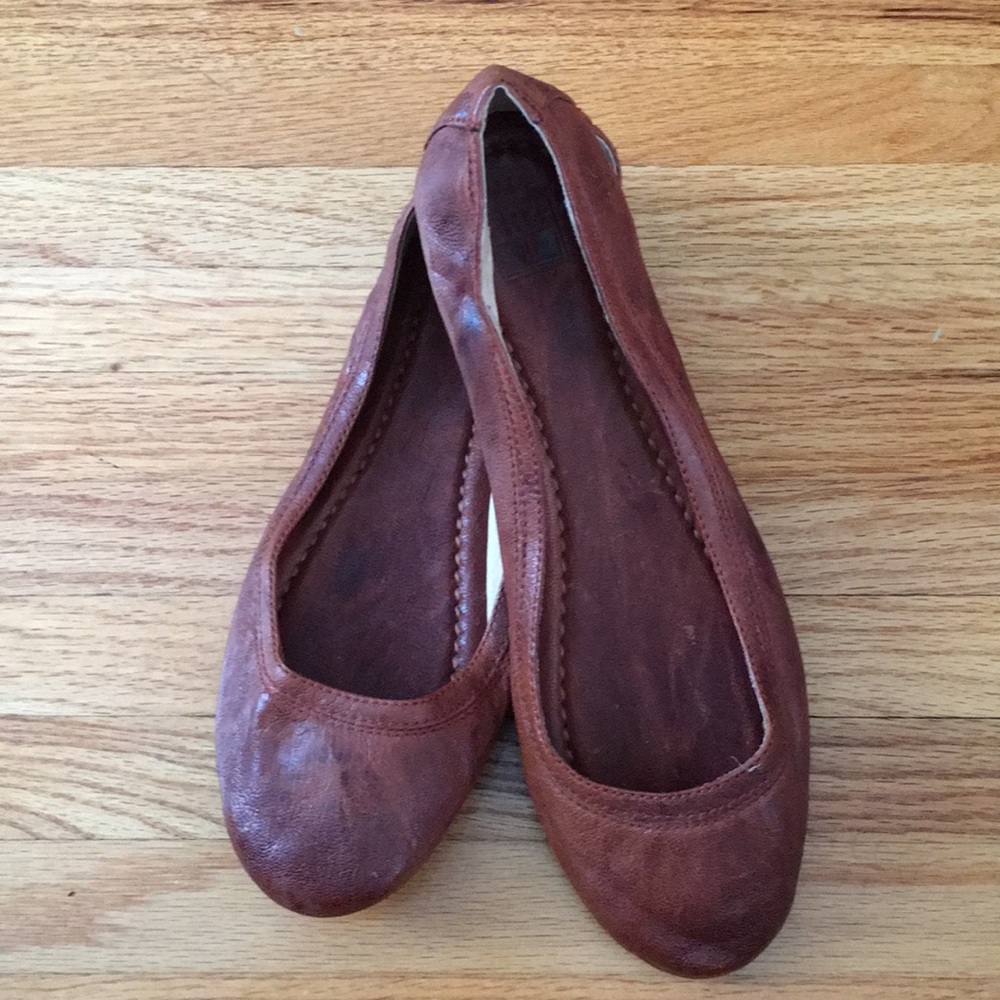 **Moving Sale** Frye Carson Ballet Flats 8.5